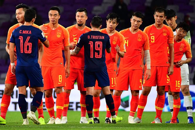 Quyết dự World Cup 2022, ĐT Trung Quốc triệu tập hàng loạt sao bự nhập tịch