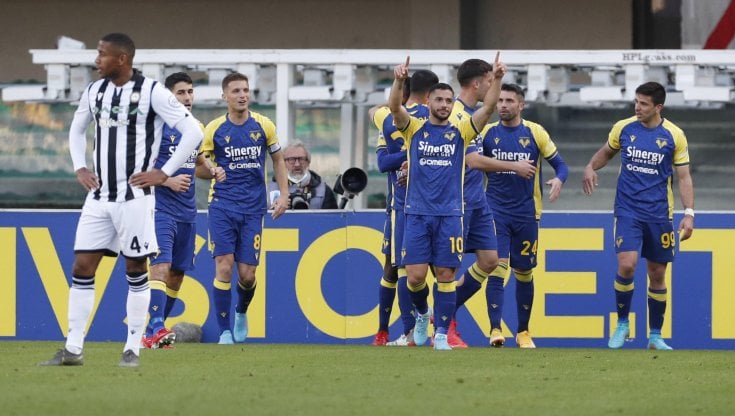 Soi kèo nhận định Verona vs Udinese, 01h45 ngày 04/10/2022