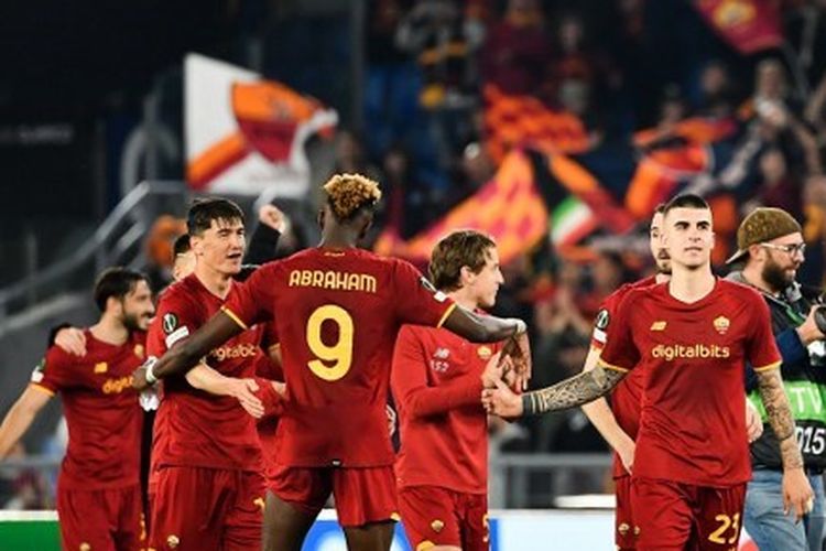 Soi kèo nhận định Roma vs Genoa, 03h00 ngày 13/01/2022