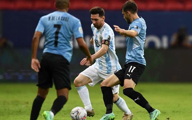 Soi kèo Argentina vs Uruguay