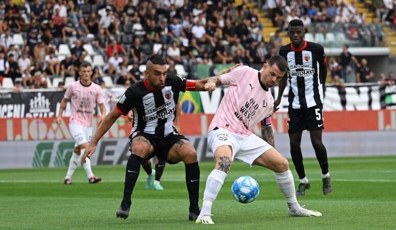 Nhận định, soi kèo Venezia vs Palermo, 01h30 ngày 25/05/2024